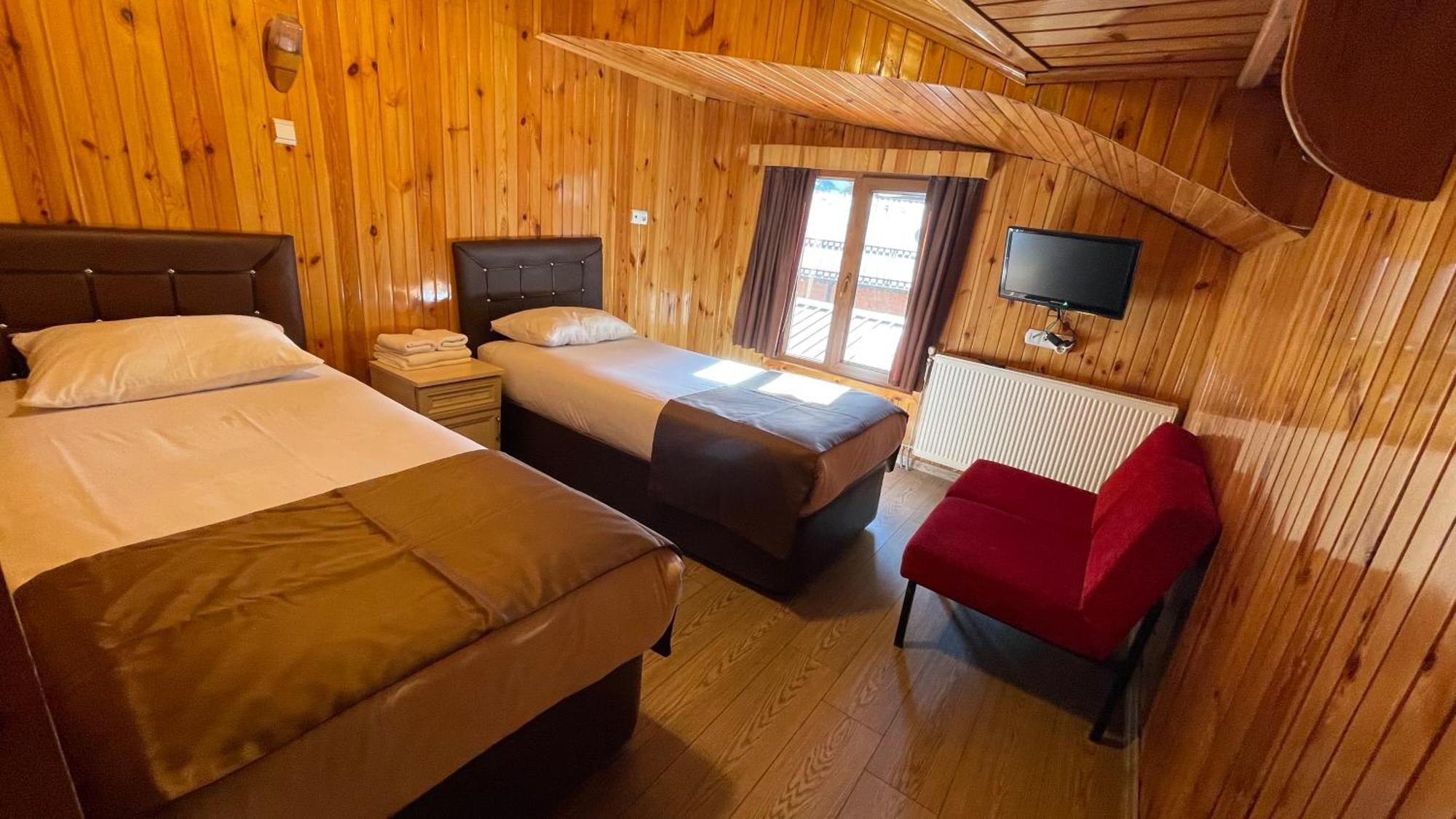 Ozkan Otel Узунгьол Екстериор снимка